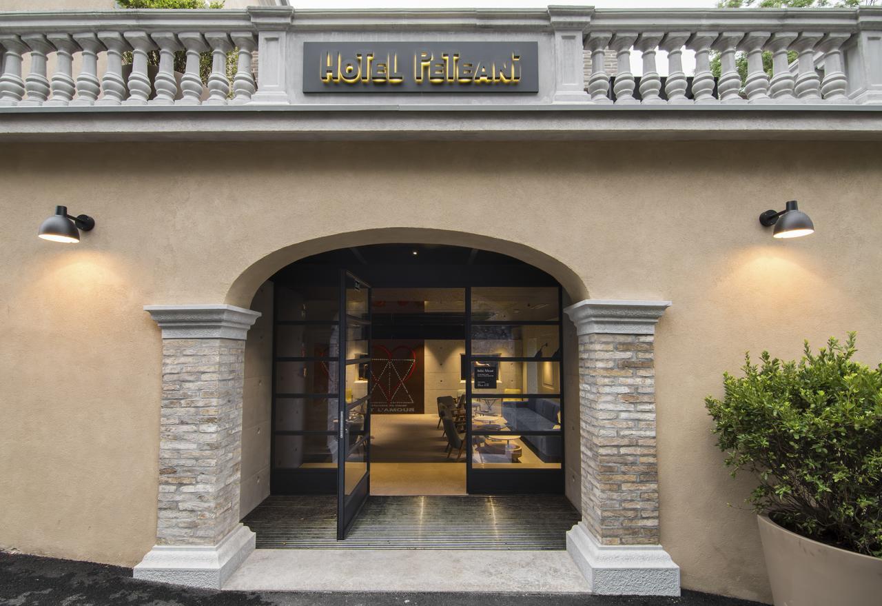 Hotel Peteani Лабин Екстер'єр фото