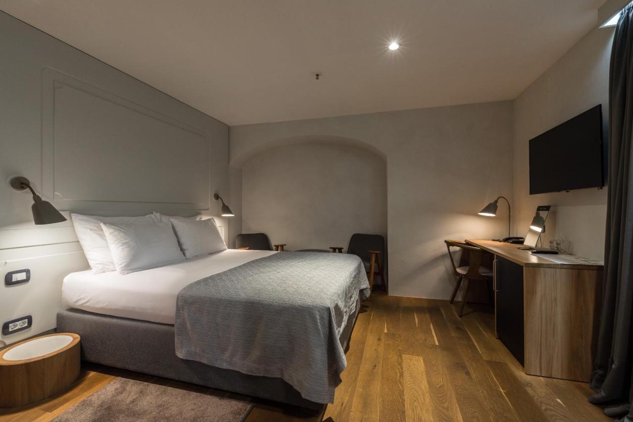 Hotel Peteani Лабин Екстер'єр фото